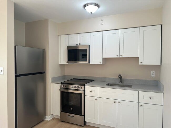 Photo - 344 33rd Ave N Unit F