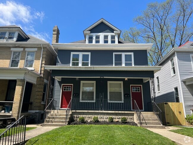 Building Photo - 739 Wilson Ave Rental