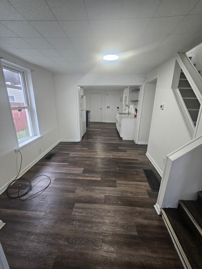 Photo - 330 S 9th St