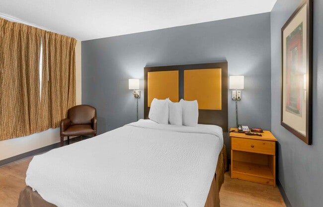 Furnished Studio-Richmond - West End - I-64