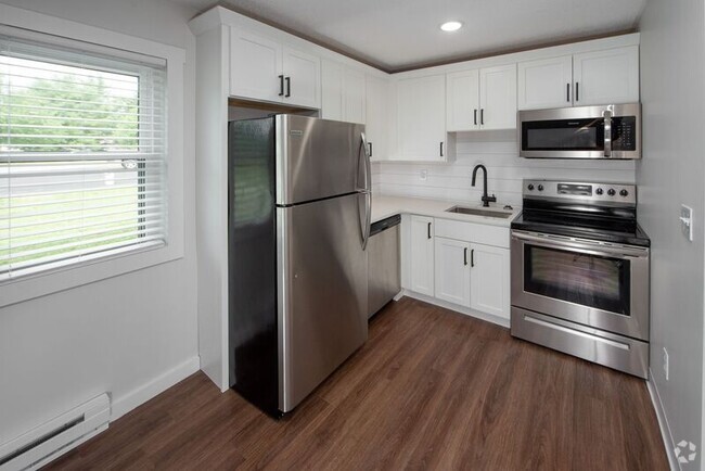 Building Photo - 12 D Kirby Rd Rental