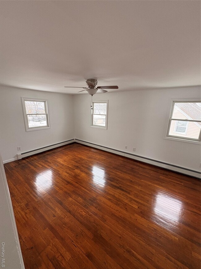 Photo - 163 Nassau Ln