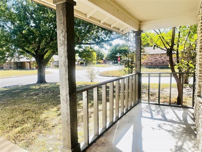 Photo - 1922 Nicole Cir