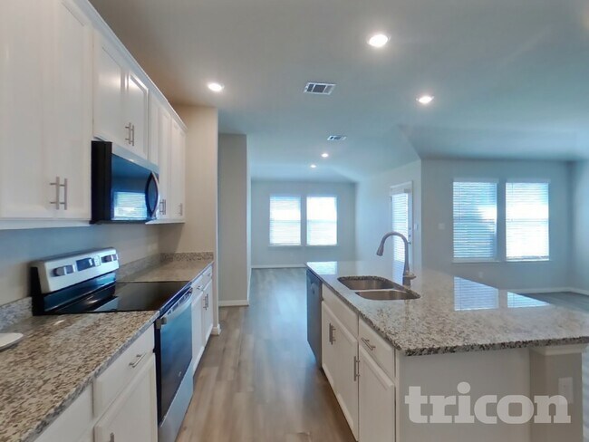 Photo - 13526 Emerson Wy