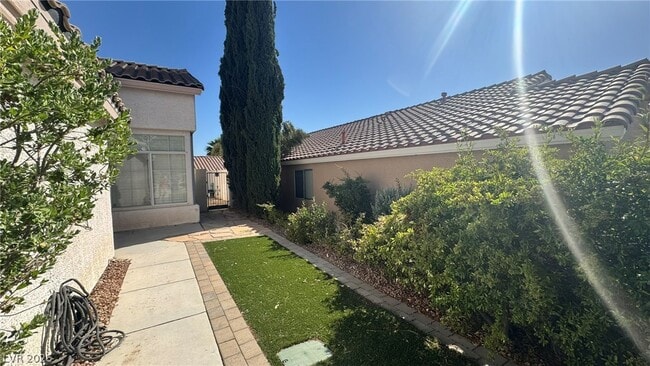 Photo - 9716 Ridge Creek Pl