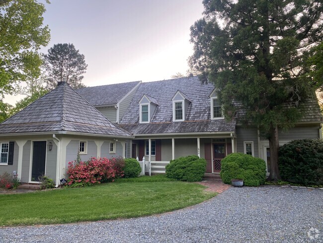 Building Photo - 44 Muirfield Ct Unit 10B The Green Rental