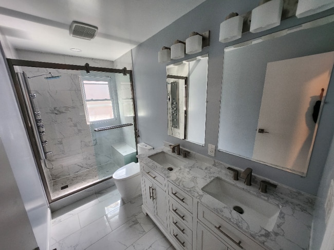 Photo - 132A Hawthorne Ave Unidad FL2