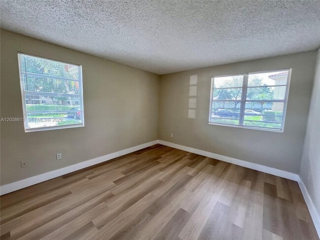 Photo - 1253 SW 46th Ave Unit 1603