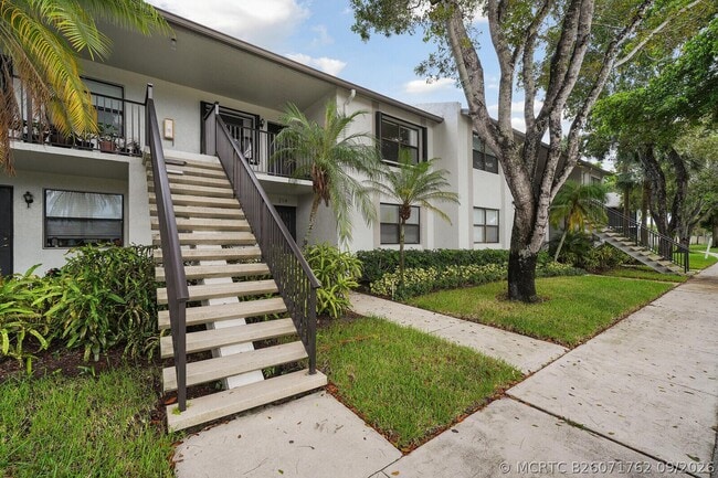 Photo - 1284 S Military Trail Unit 224