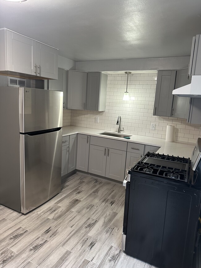 Photo - 2014 Davis Ave Unit 1st fl