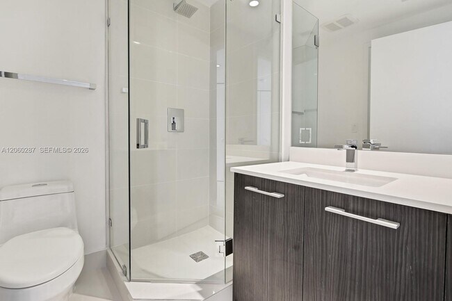 Photo - 45 SW 9th St Unit 1806