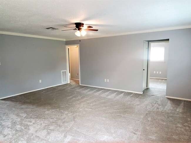 Photo - 11210 Monique Dr