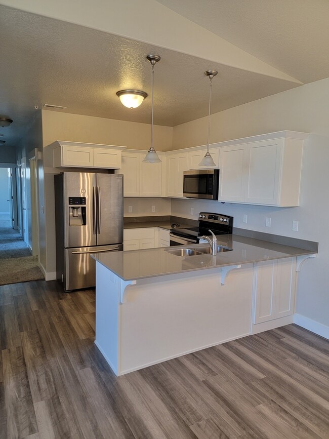 Building Photo - 4234 McKellen Dr Unit G301 Rental