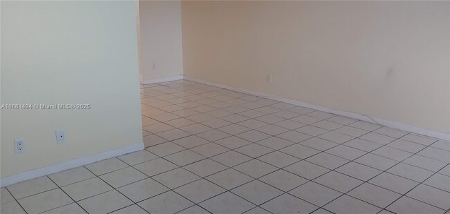 Photo - 1400 NE 54th St Unit 206