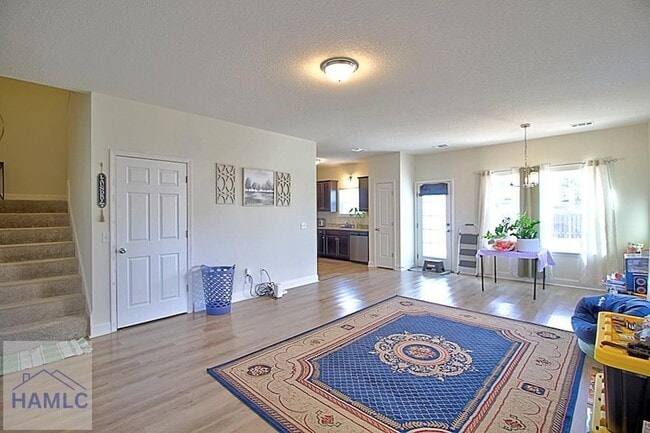 Photo - 790 Grayson Ave