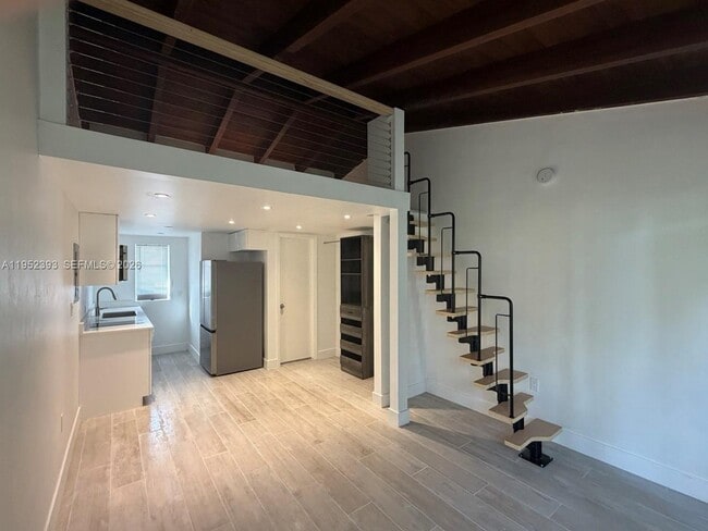 Building Photo - 35 NE 80th Terrace Unit A2