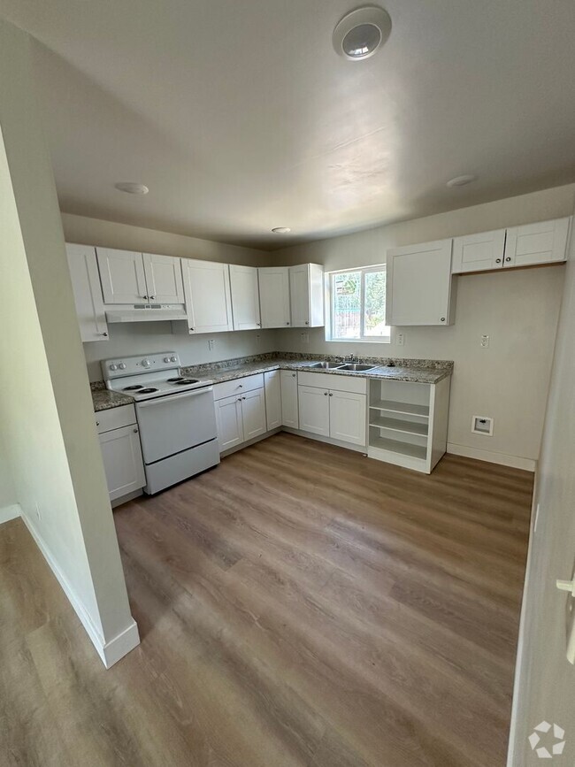 Building Photo - Brand New Move in Ready 2 bedroom, 1 bath ... Rental