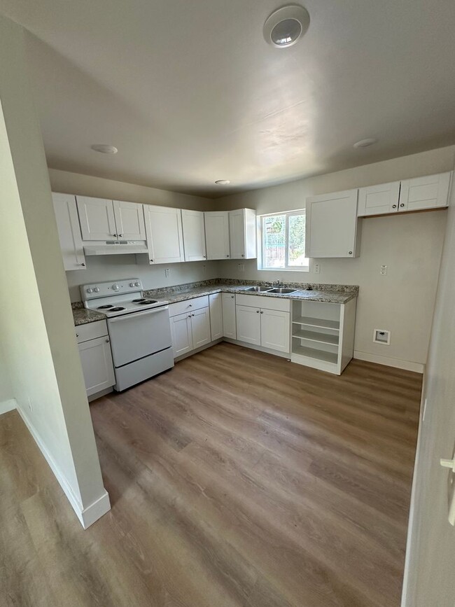 Brand New Move in Ready 2 bedroom, 1 bath ... - Brand New Move in Ready 2 bedroom, 1 bath ... Casa