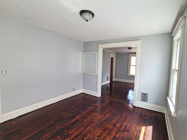 Photo - 192 Bartlett St Unit 192