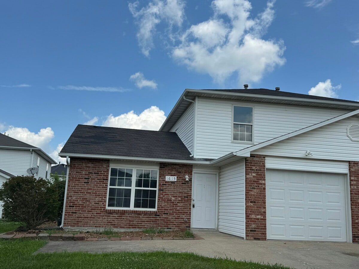 Photo - 1615 High Quest Cir