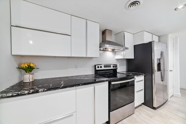 Photo - 12633 Memorial Dr Condo Unit 51