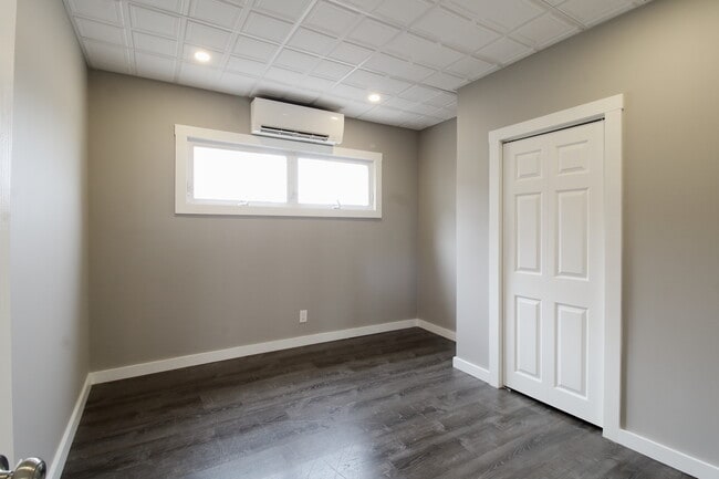 Photo - 704 S Main St Unit First Floor
