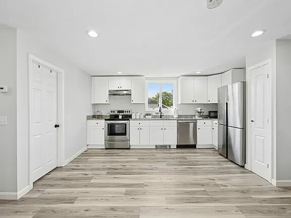 Photo - 28 Villa Rd Condo Unit 2