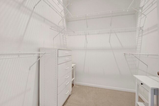 Photo - 525 W Superior St Unidad 322