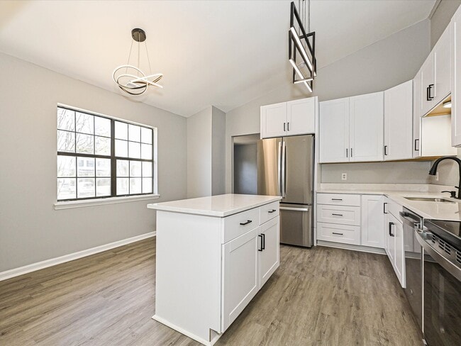 Photo - 6455 Tivoli Ct