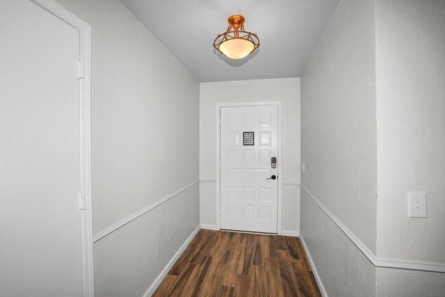 Photo - 8102 Santa Fe Trail