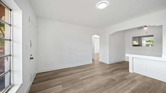 Photo - 1165 SW 12th St Unit 1165