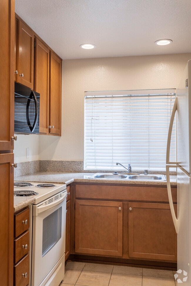 1 BR, 1 BA - Plan 1