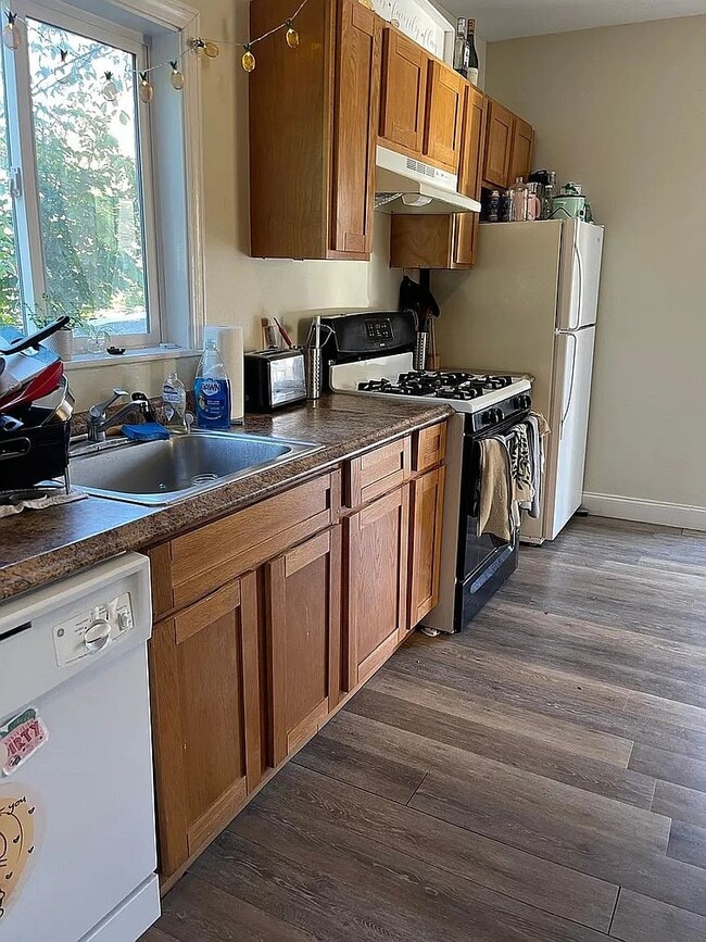 Photo - 123 Winthrop St Unit 1