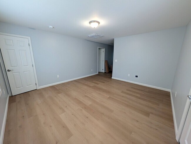 10720 Free Rd