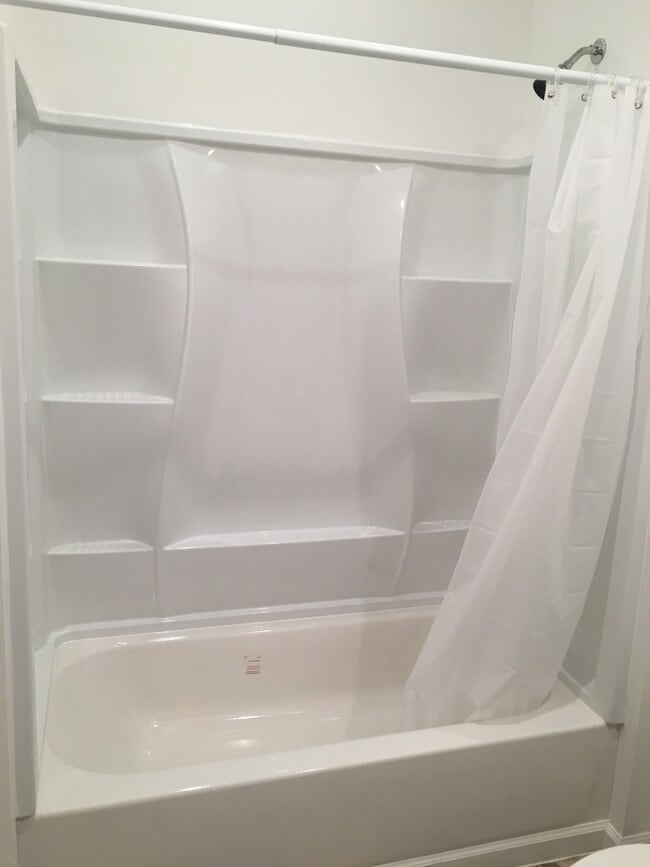 Photo - 3303 Iowa St