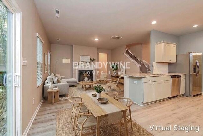 Photo - 398 Panhandle Pl