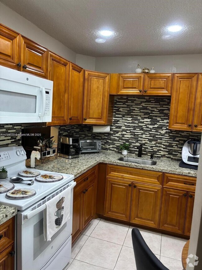 Building Photo - 151 Berkley Rd Unit 206 Rental