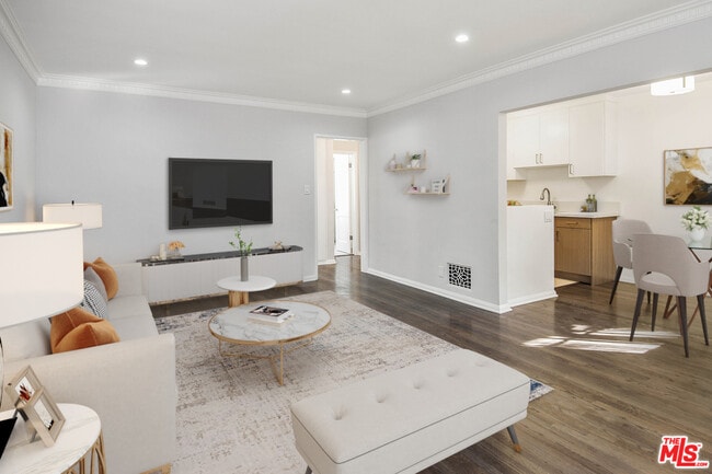 Photo - 8563-8569 Holloway Dr.