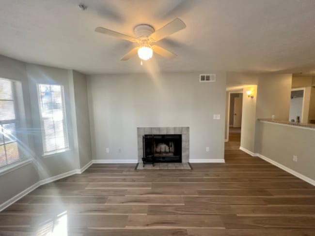 Photo - 13456 Lord Dunbore Pl