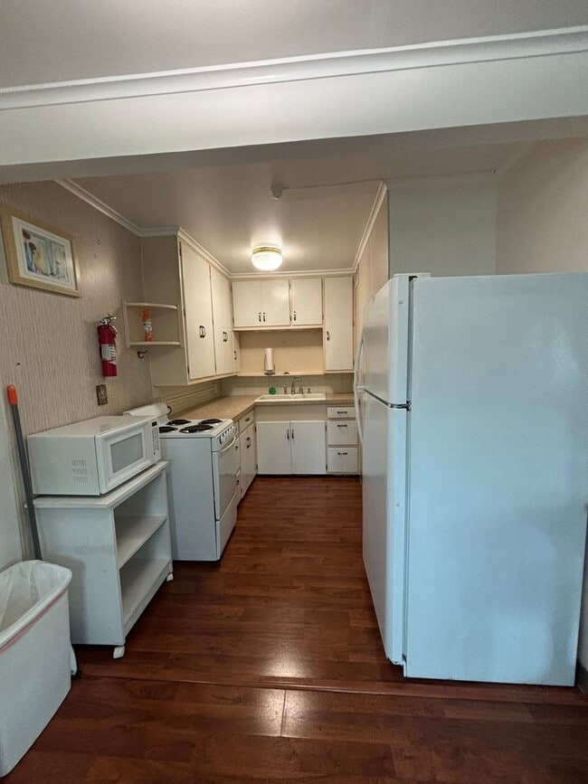 Photo - 1411 3rd Ave Unidad #1