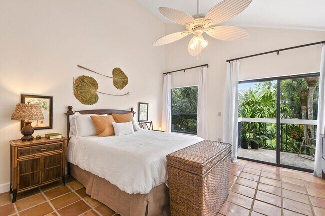 Photo - 11863 Wimbledon Cir Unit 507