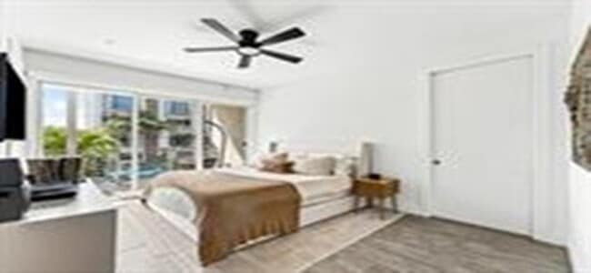 Photo - 1034 NE 18th Ave