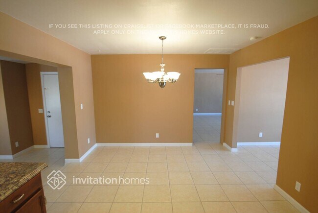 Photo - 907 N Wedgewood Dr
