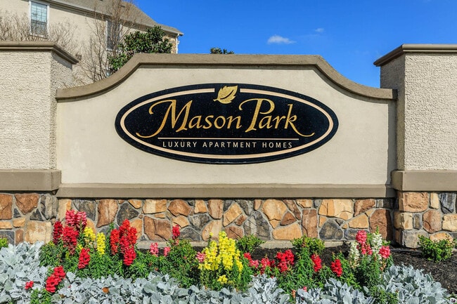 Photo - Mason Park Apartments