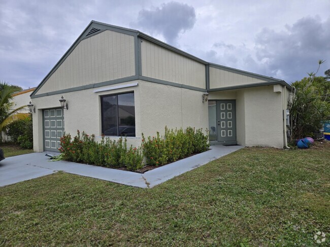 Building Photo - 20 Hastings Ln Rental