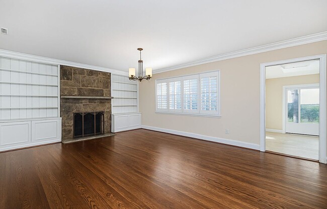 Photo - 1254 Edinboro Rd