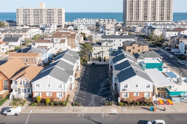 Building Photo - 9506 Ventnor Ave Unit 13-13 Rental
