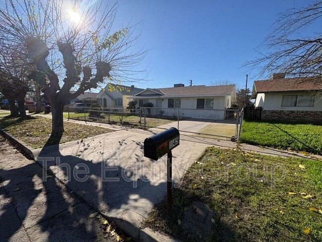 Building Photo - 145 N A St