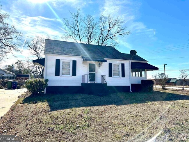 Building Photo - 1472 Beatty St Rental