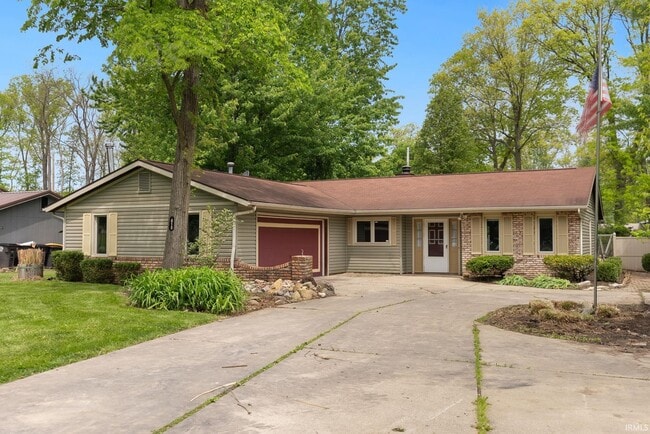 Photo - 515 Ward Dr